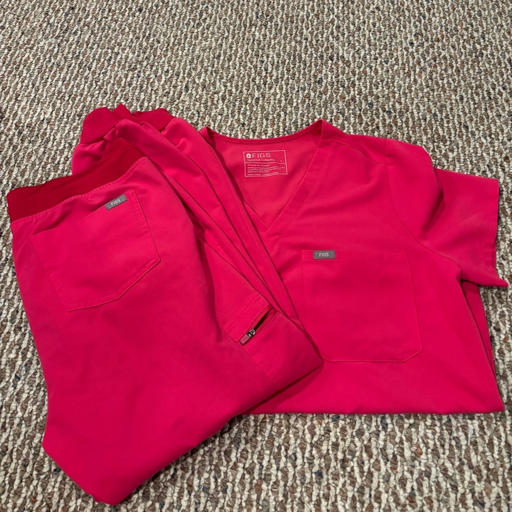 FIGS Shocking Pink Scrub Set